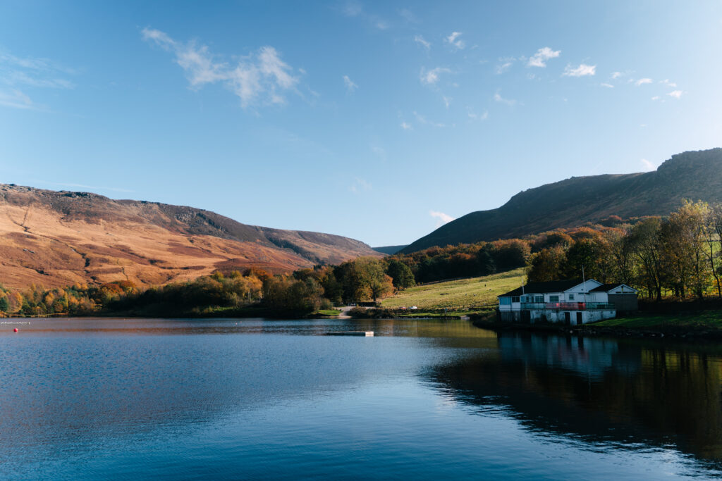 Weekend Hike to Dovestone Reservoir in Peak District